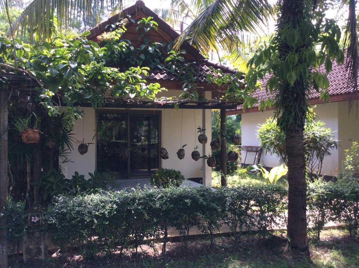 Cousin Resort Khao Lak Exterior photo